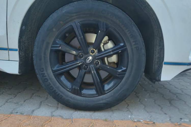 Used BYD e2 2019 Standard Range Model – Smart & Comfortable Version Exterior 1