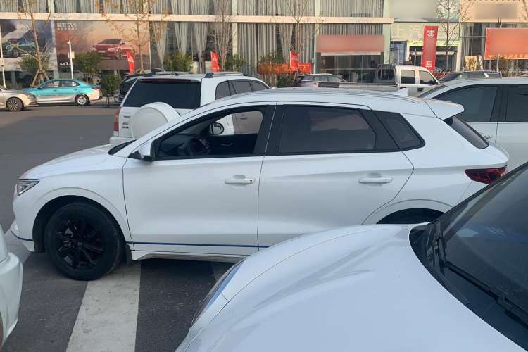 Used BYD e2 2019 Standard Range Model – Smart & Comfortable Version Exterior 5
