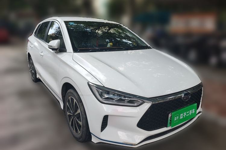 Used BYD e2 2019 Standard Range Version – Yue·Standard Model Front Right 45 Deg