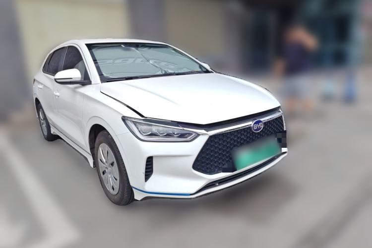 Used BYD e2 2019 Standard Range Version – Yue·Standard Model Front Right 45 Deg