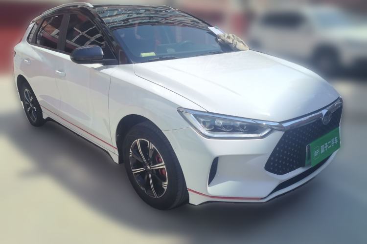 Used BYD e2 2019 High-Range Version – Chuan·Luxury Model Front Right 45 Deg