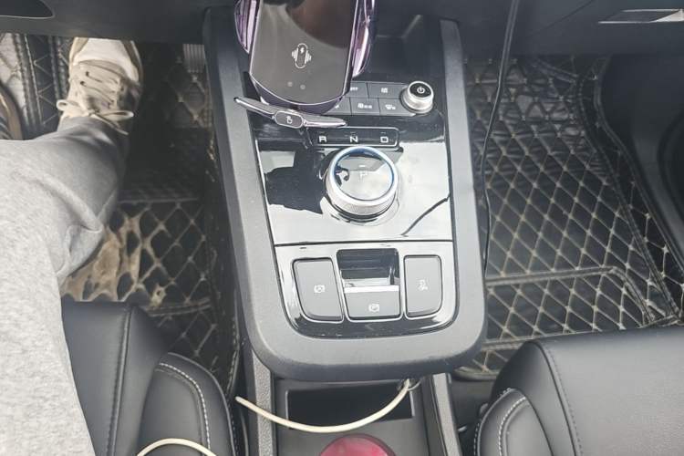 Used BYD e2 2019 Long-Range Version Yao·Luxury Trim Gear Lever