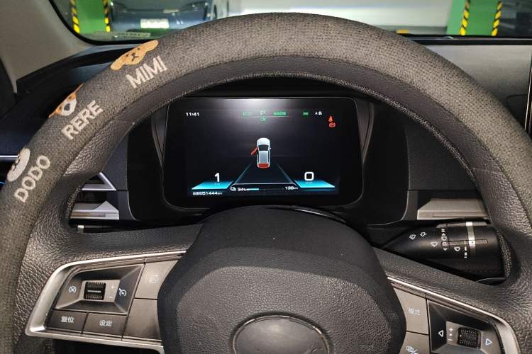 Used BYD e2 2019 High-Range Version – Chuan·Luxury Model Instrument Cluster