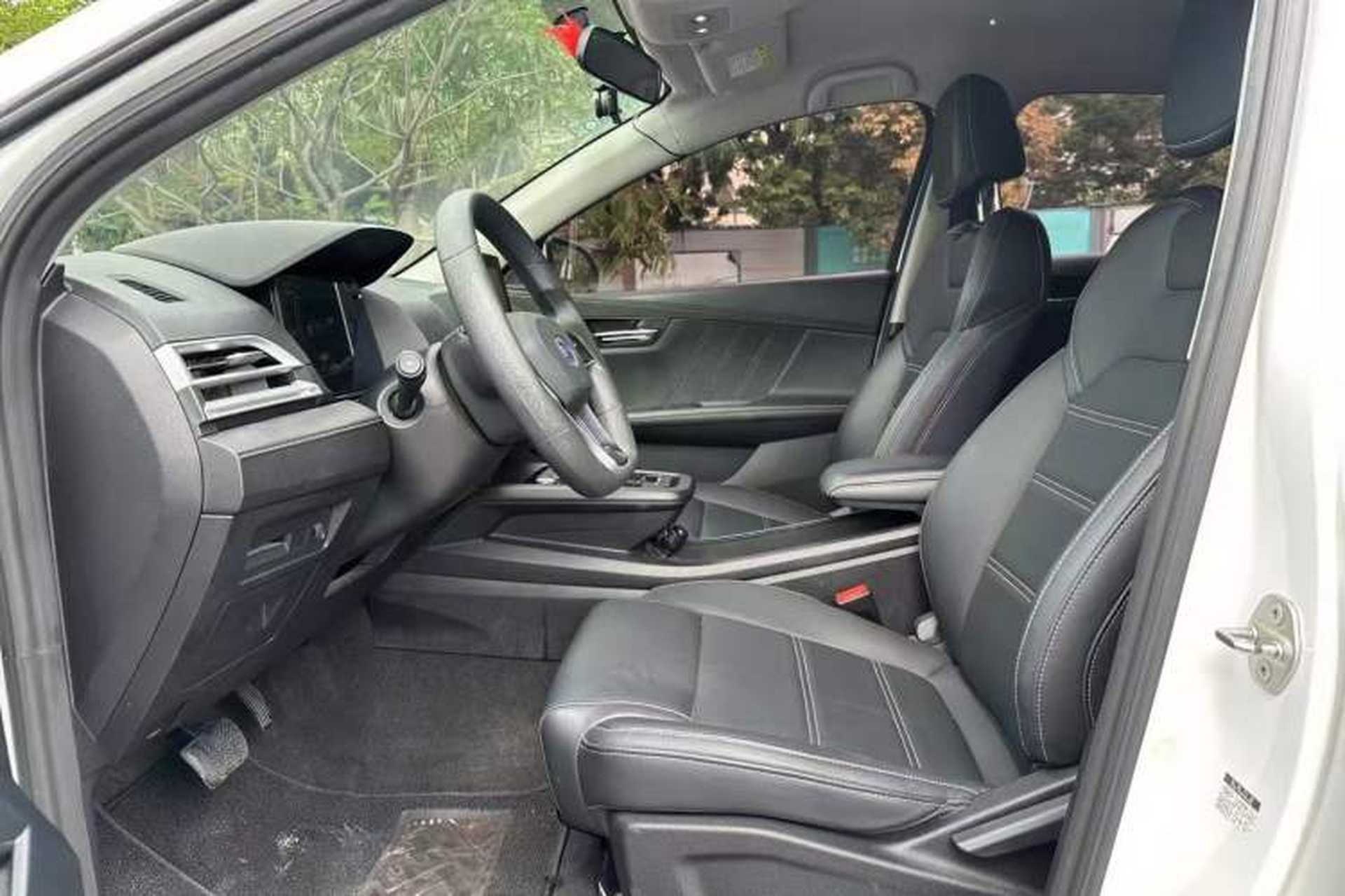 Used BYD e2 2019 Standard Range Model – Smart & Comfortable Version Interior 2