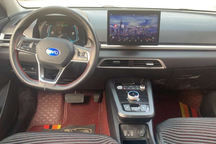 Used BYD e2 2019 Standard Range Model – Smart & Comfortable Version Interior 3