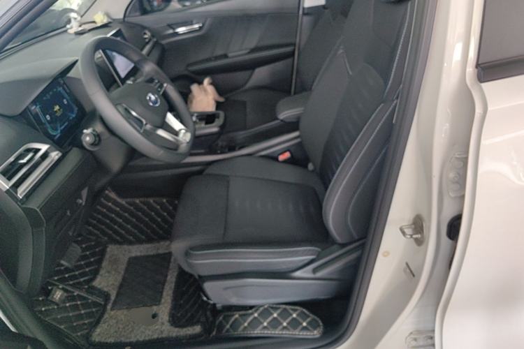 Used BYD e2 2019 Standard Range Version – Yue·Standard Model Left Front Seat