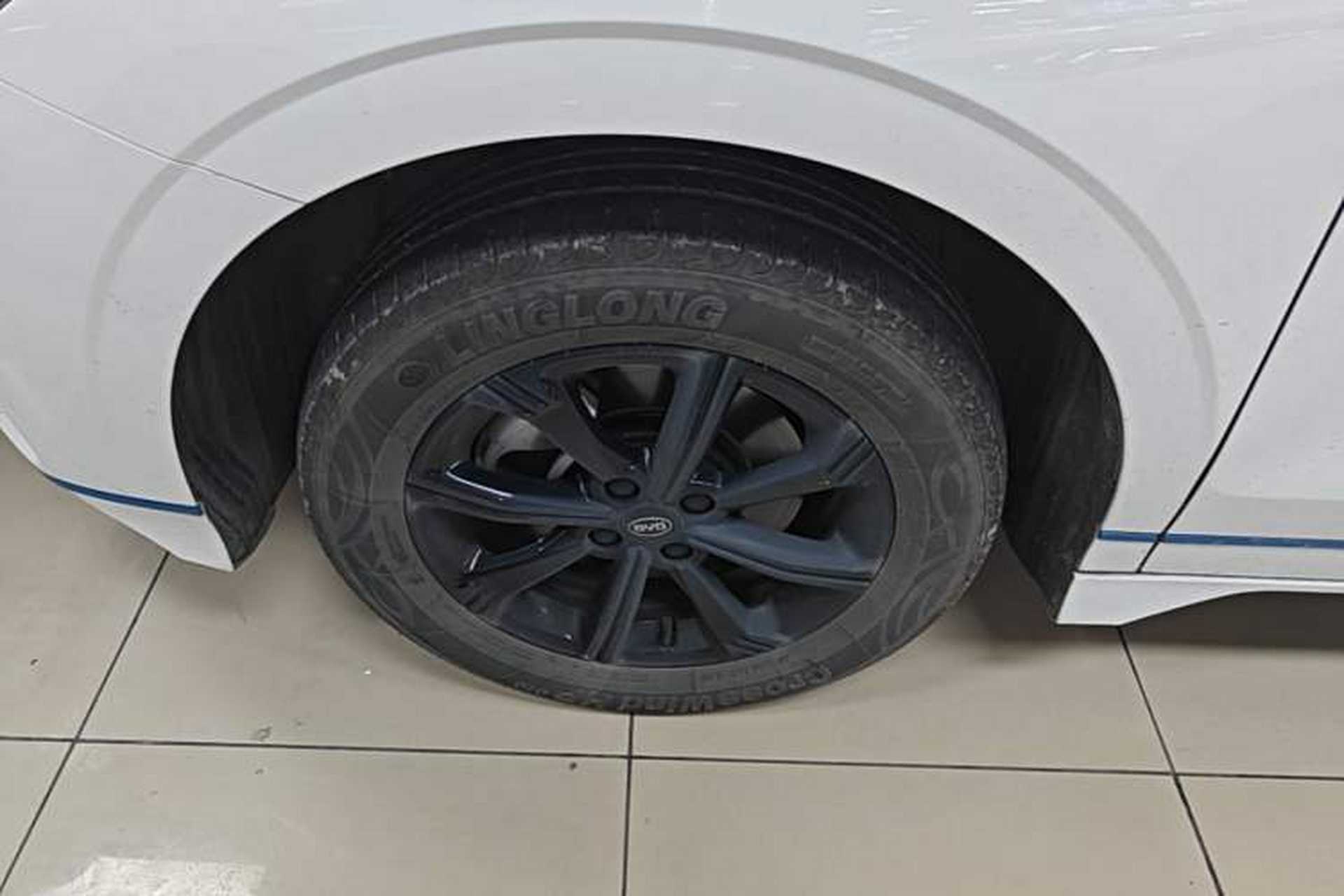 Used BYD e2 2019 Standard Range Model – Smart & Comfortable Version Left Front Wheel Hub