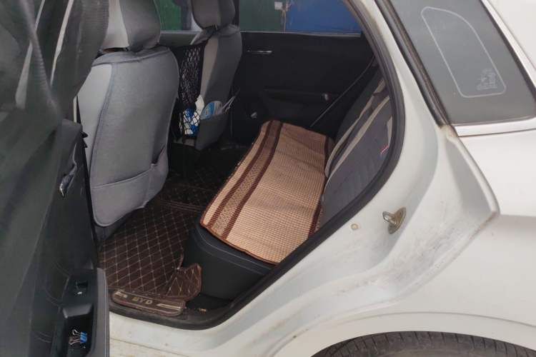 Used BYD e2 2019 Standard Range Version – Yue·Standard Model Left Rear Seat