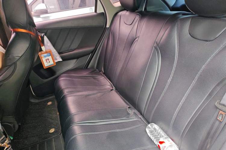 Used BYD e2 2019 Standard Range Version – Yue·Standard Model Left Rear Seat