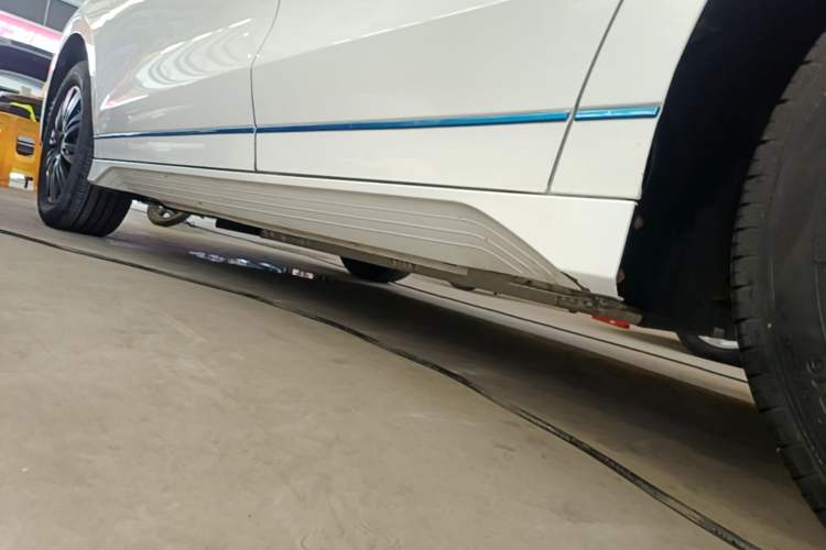 Used BYD e2 2019 Standard Range Version – Yue·Standard Model Left Side Sill