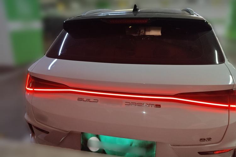 Used BYD e2 2019 High-Range Version – Chuan·Luxury Model Rear