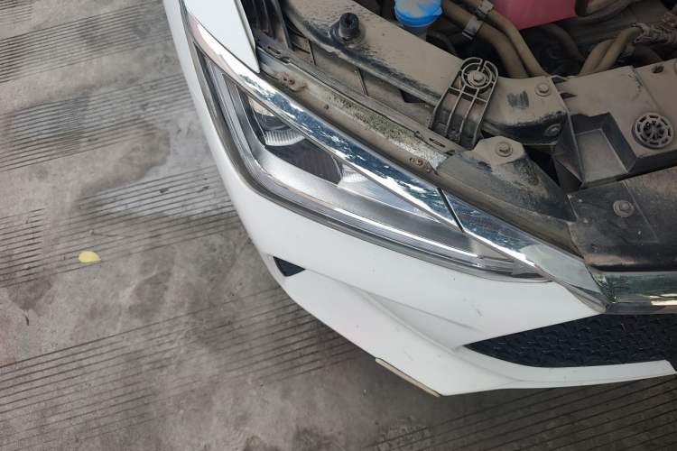Used BYD e2 2019 Standard Range Version – Yue·Standard Model Right Front Headlight