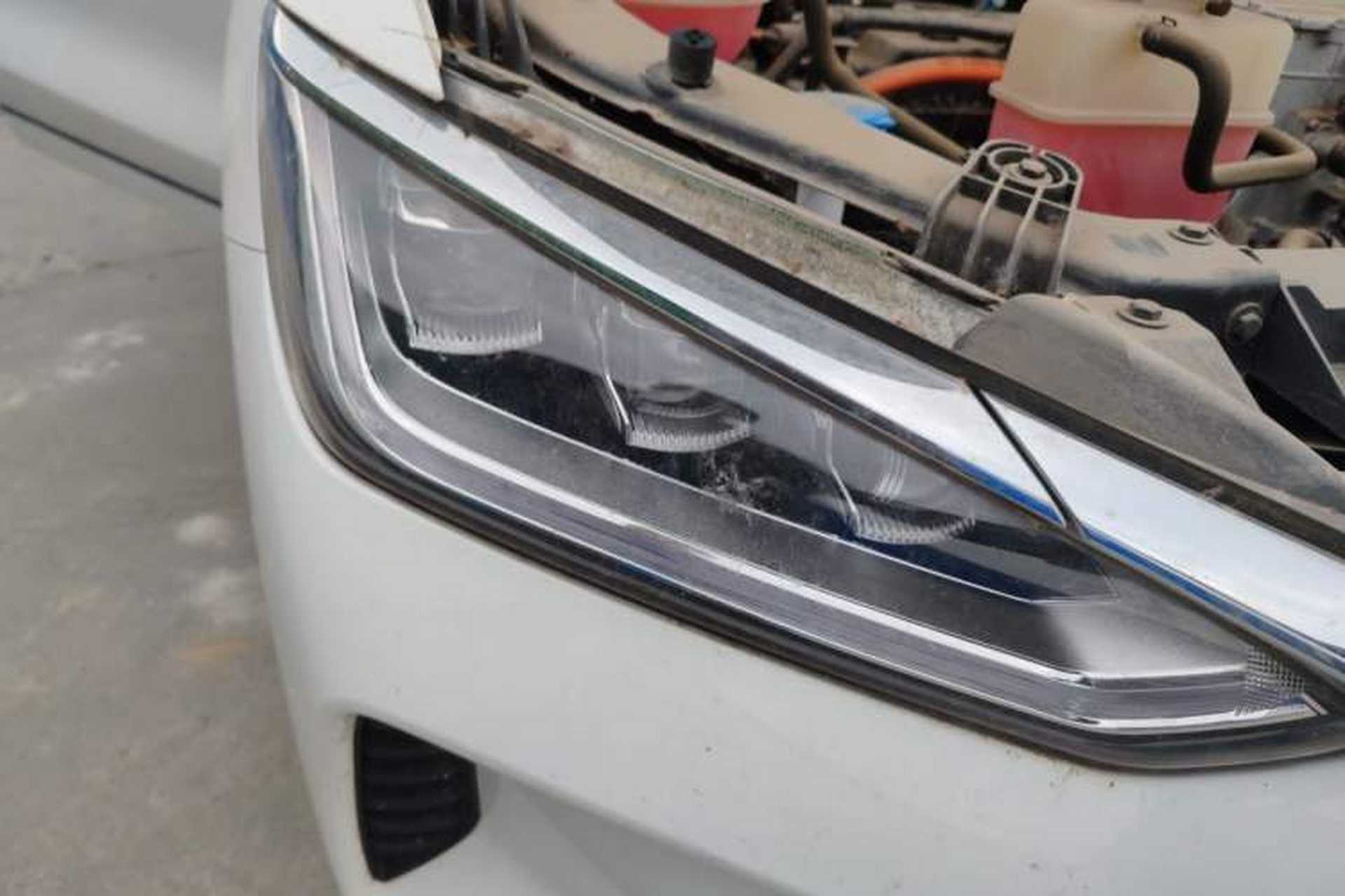 Used BYD e2 2019 Standard Range Version – Yue·Standard Model Right Front Headlight