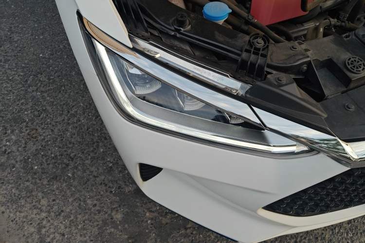 Used BYD e2 2019 Long-Range Version Yao·Luxury Trim Right Front Headlight