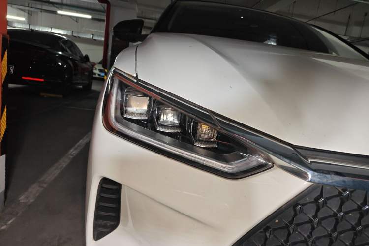 Used BYD e2 2019 Long-Range Version Yao·Luxury Trim Right Front Headlight
