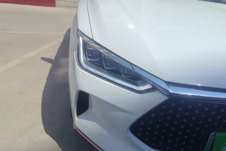 Used BYD e2 2019 High-Range Version – Chuan·Luxury Model Right Front Headlight