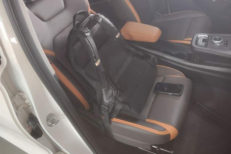 Used BYD e2 2019 Standard Range Model – Smart & Comfortable Version Right Front Seat