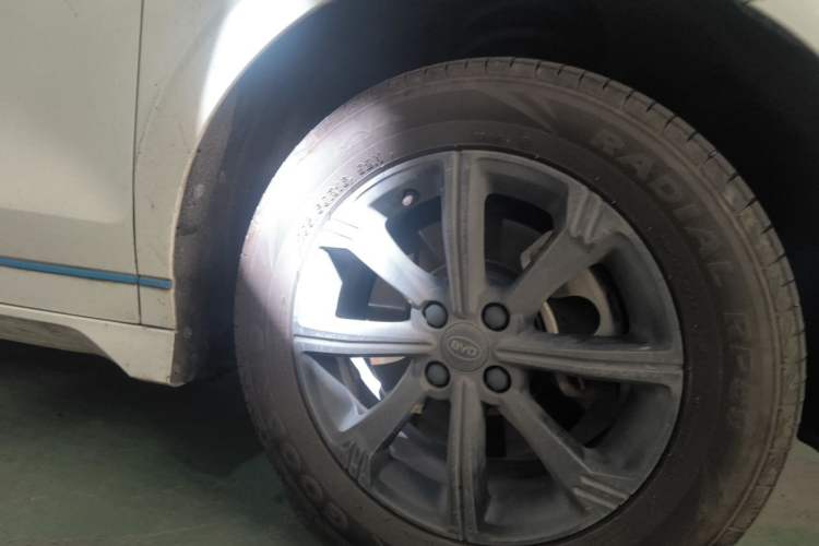 Used BYD e2 2019 Long-Range Version Yao·Luxury Trim Right Front Wheel Hub