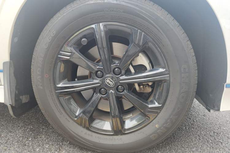 Used BYD e2 2019 Long-Range Version Yao·Luxury Trim Right Front Wheel Hub