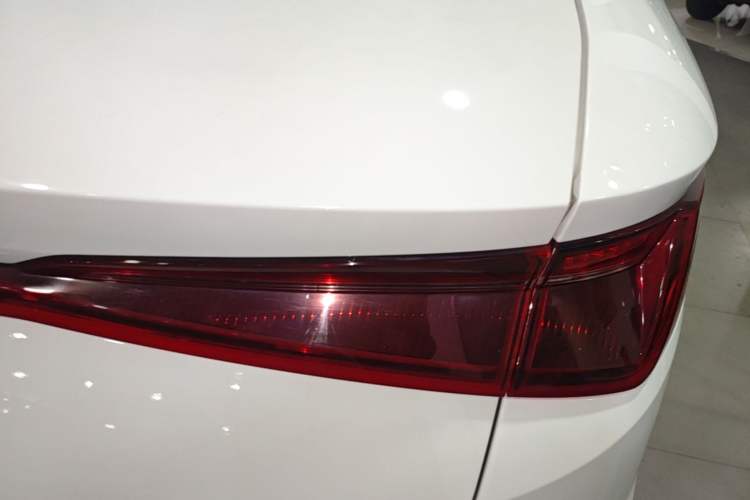 Used BYD e2 2019 Long-Range Version Yao·Luxury Trim Right Rear Taillight