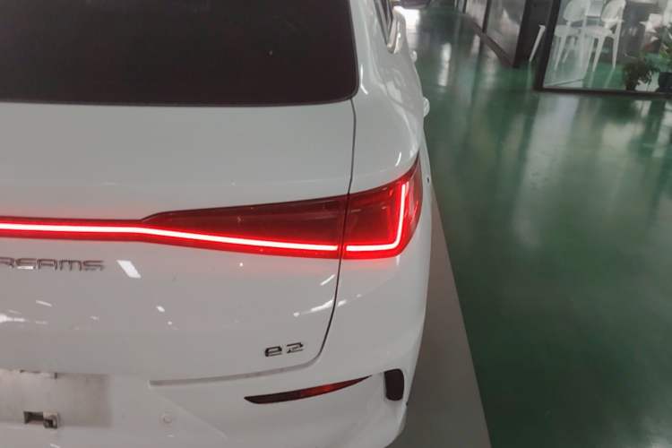 Used BYD e2 2019 Standard Range Model – Smart & Comfortable Version Right Rear Taillight