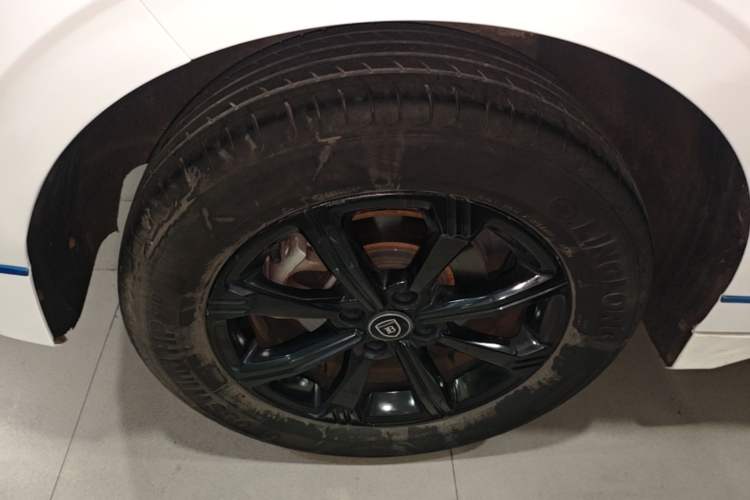 Used BYD e2 2019 Long-Range Version Yao·Luxury Trim Right Rear Wheel Hub