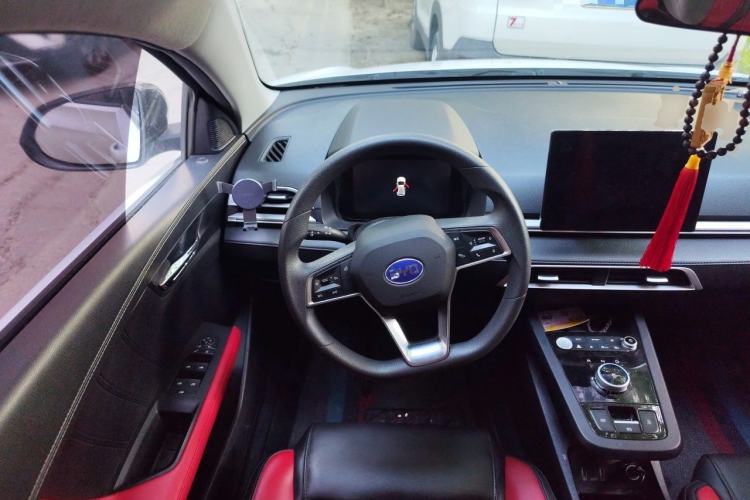Used BYD e2 2019 High-Range Version – Chuan·Luxury Model Steering Wheel