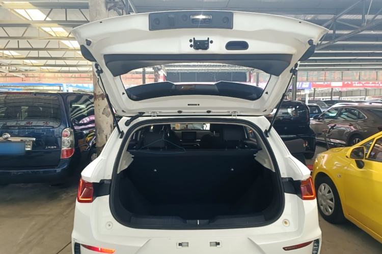 Used BYD e2 2019 Standard Range Version – Yue·Standard Model Trunk
