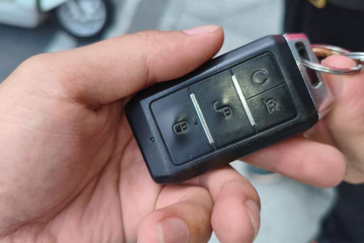 Used BYD e2 2019 Standard Range Model – Smart & Comfortable Version Vehicle Key