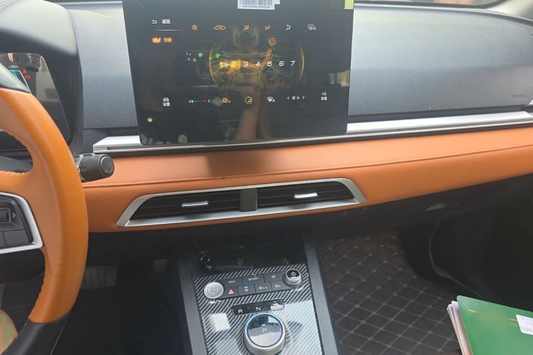 Used BYD e2 2020 Upgraded Version Long-Range Edition Luxury Model Audio And AC Panel
