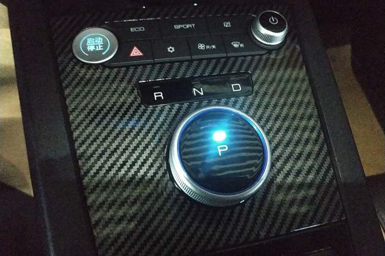 Used BYD e2 2020 Upgraded Model Standard Range Version Comfort Edition Gear Lever