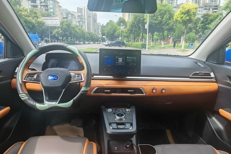 Used BYD e2 2020 Upgraded Model Standard Range Version Comfort Edition Interior 4