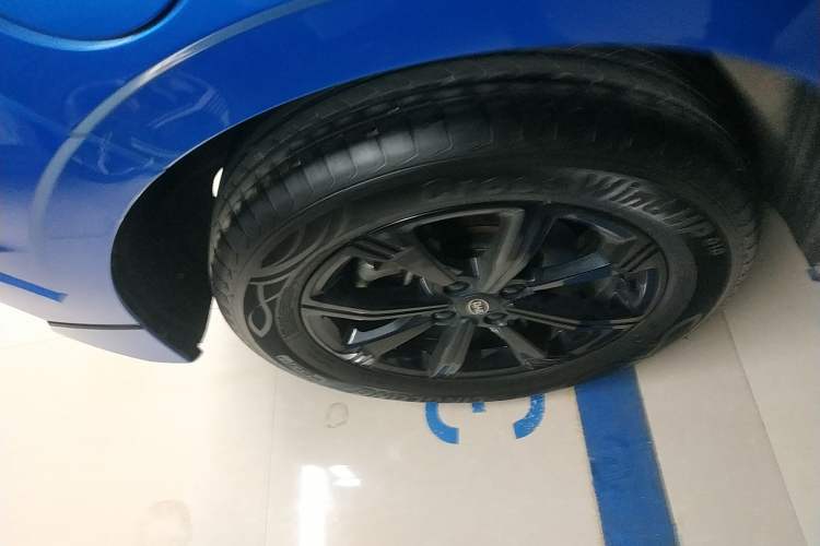 Used BYD e2 2020 Upgraded Model Standard Range Version Comfort Edition Right Rear Wheel Hub