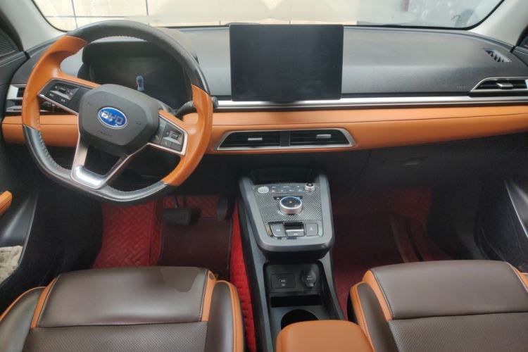 Used BYD e2 2020 Upgraded Version Long-Range Edition Luxury Model Center Console