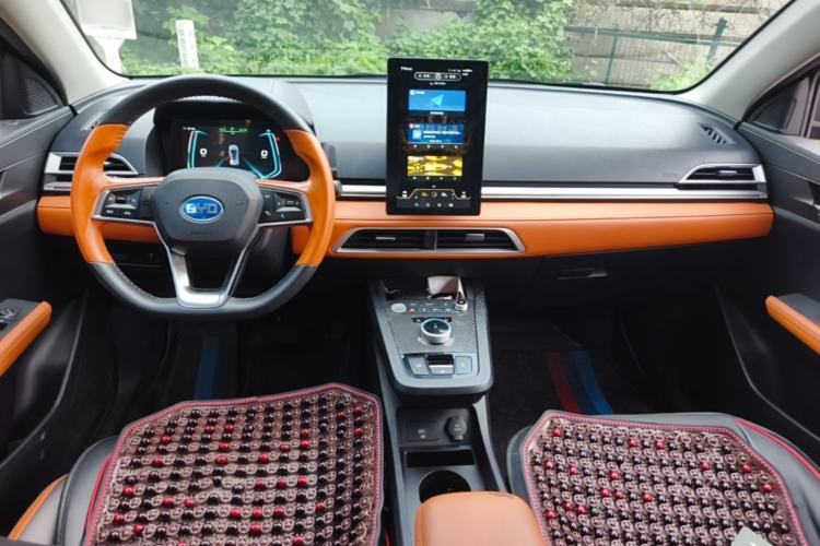 Used BYD e2 2020 Upgraded Version Long-Range Edition Luxury Model Center Console