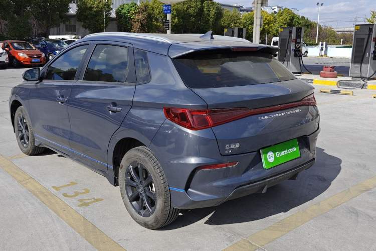 Used BYD e2 2020 Upgraded Version Long-Range Edition Luxury Model Exterior 4