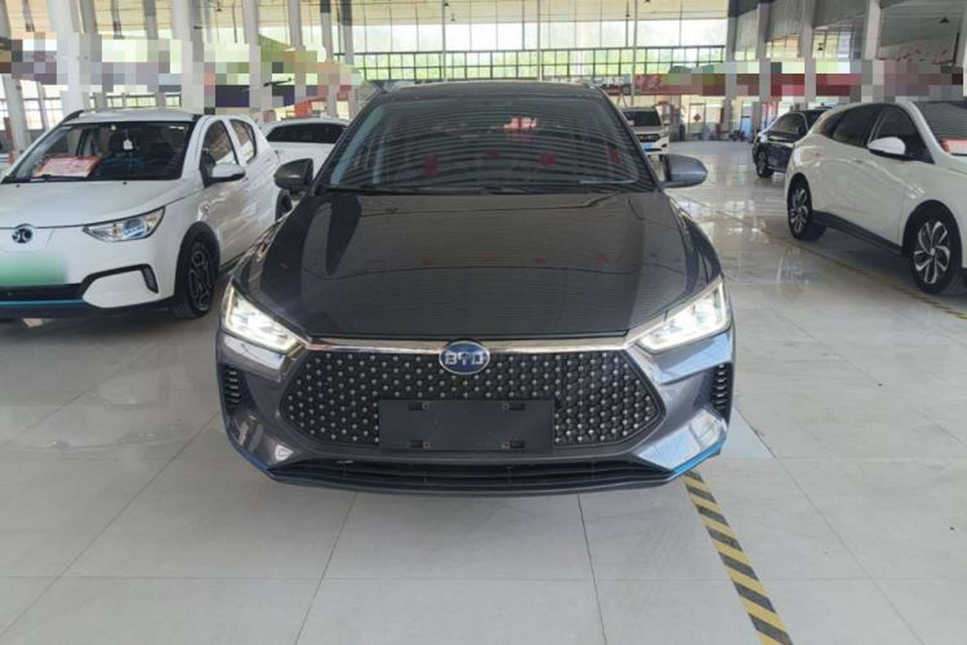 Used BYD e2 2020 Upgraded Version Long-Range Edition Luxury Model Front