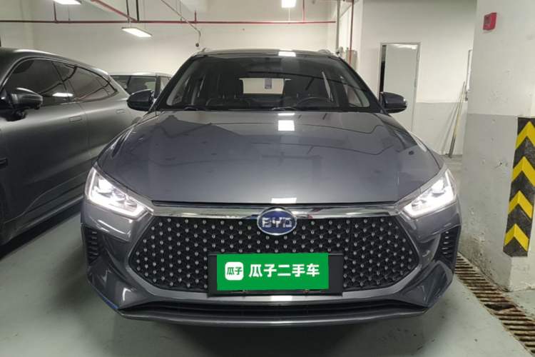 Used BYD e2 2020 Upgraded Version Long-Range Edition Luxury Model Front