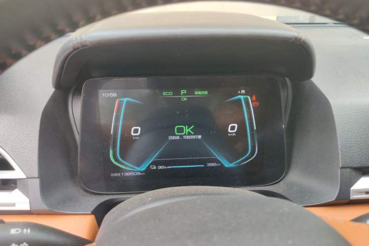 Used BYD e2 2020 Upgraded Version Long-Range Edition Luxury Model Instrument Cluster