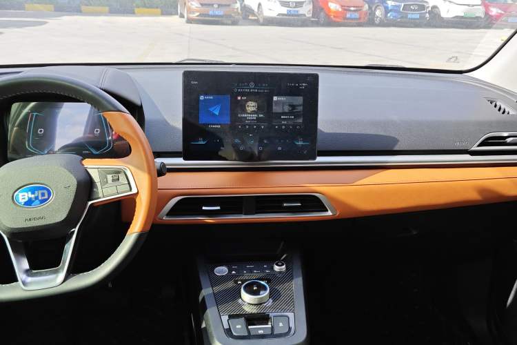 Used BYD e2 2020 Upgraded Version Long-Range Edition Luxury Model Interior 2