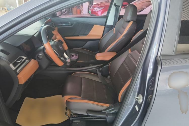 Used BYD e2 2020 Upgraded Version Long-Range Edition Luxury Model Left Front Seat