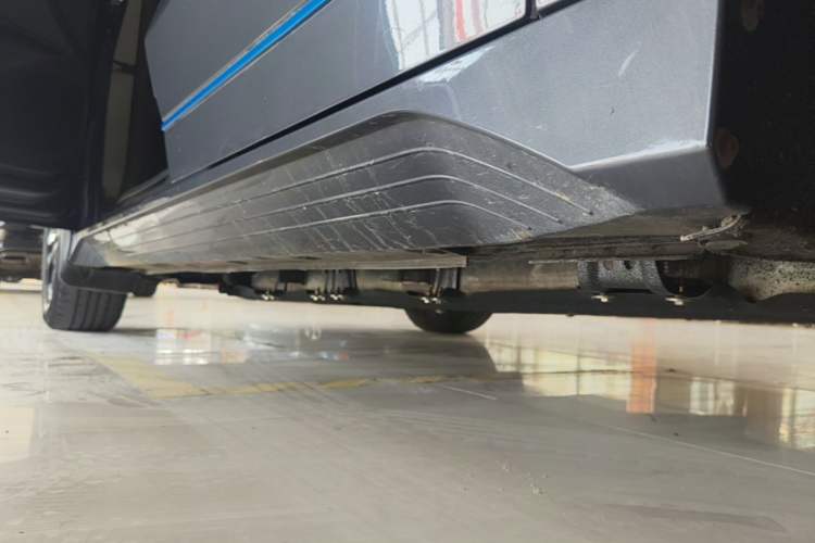 Used BYD e2 2020 Upgraded Version Long-Range Edition Luxury Model Left Side Sill