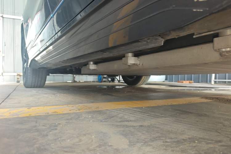 Used BYD e2 2020 Upgraded Version Long-Range Edition Luxury Model Left Side Sill