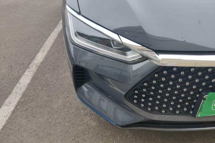 Used BYD e2 2020 Upgraded Version Long-Range Edition Luxury Model Right Front Headlight