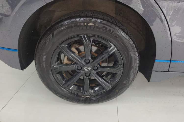 Used BYD e2 2020 Upgraded Version Extended Range Edition Premium Model Right Rear Wheel Hub