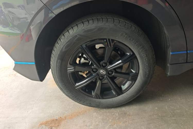 Used BYD e2 2020 Upgraded Version Long-Range Edition Luxury Model Right Rear Wheel Hub