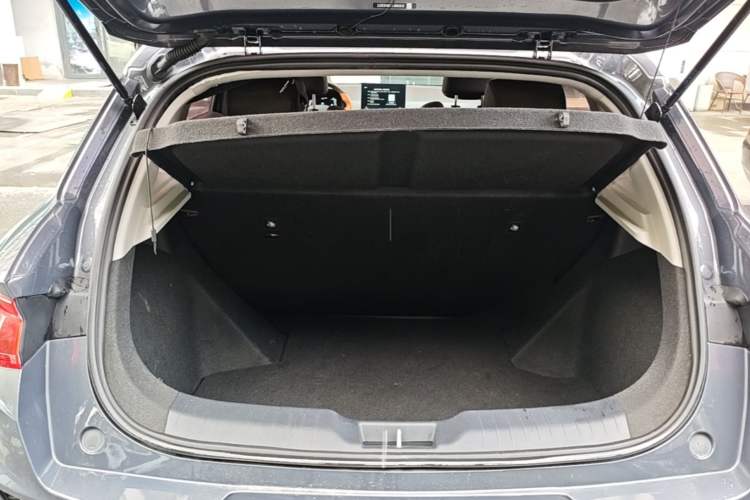 Used BYD e2 2020 Upgraded Model Standard Range Version Comfort Edition Trunk