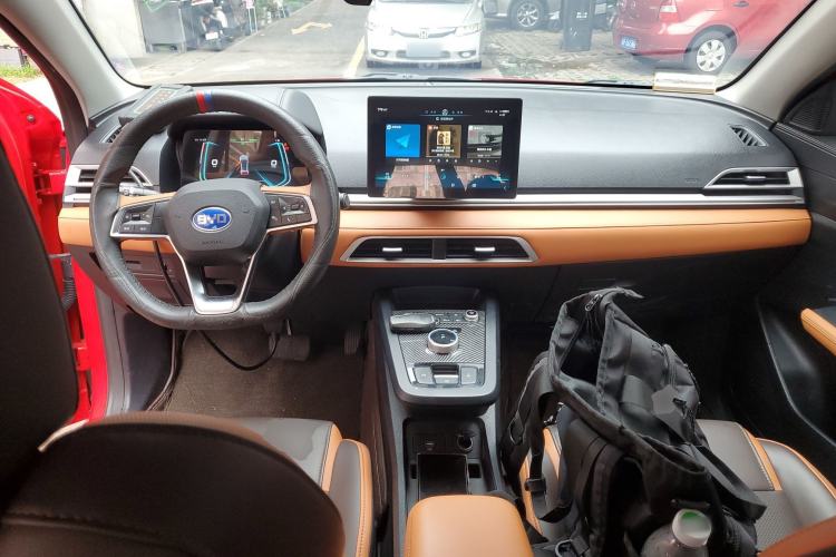 Used BYD e2 2020 Upgraded Version Long-Range Edition Luxury Model Center Console