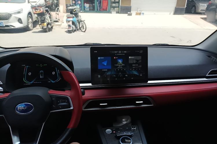 Used BYD e2 2020 Upgraded Version Long-Range Edition Luxury Model Center Console