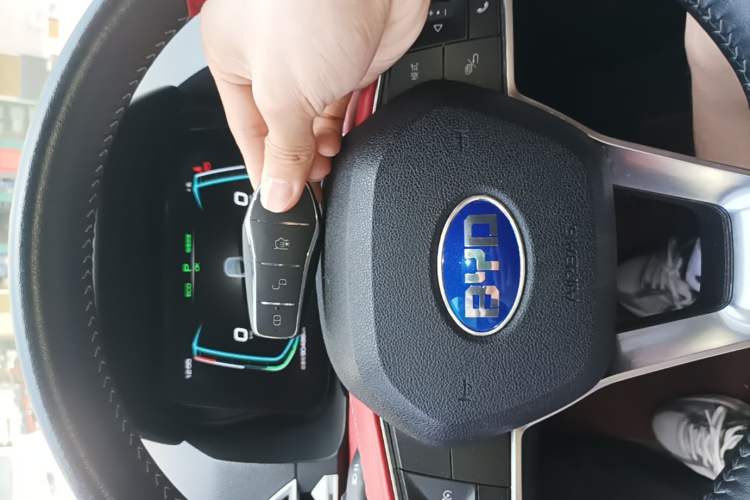Used BYD e2 2020 Upgraded Version Long-Range Edition Luxury Model Interior 1